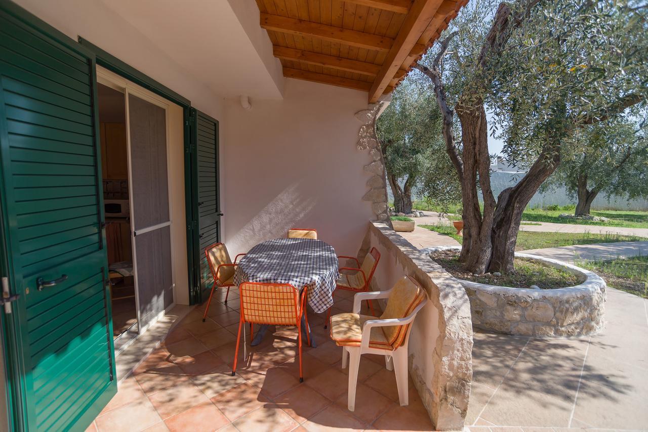 Aparthotel Borghetto Tio Pepe Mattinata Esterno foto