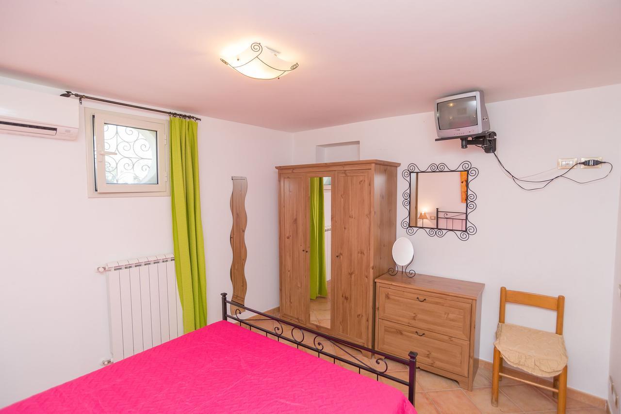 Aparthotel Borghetto Tio Pepe Mattinata Esterno foto