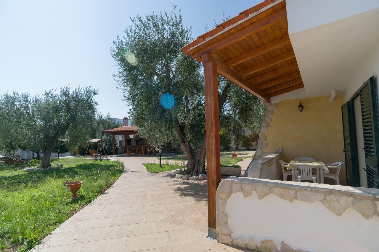 Aparthotel Borghetto Tio Pepe Mattinata Esterno foto