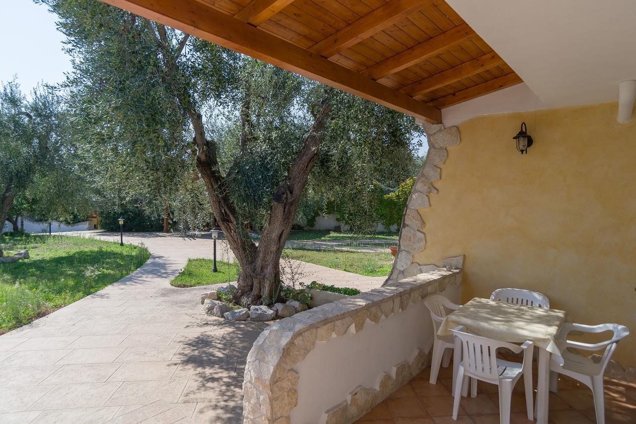 Aparthotel Borghetto Tio Pepe Mattinata Esterno foto